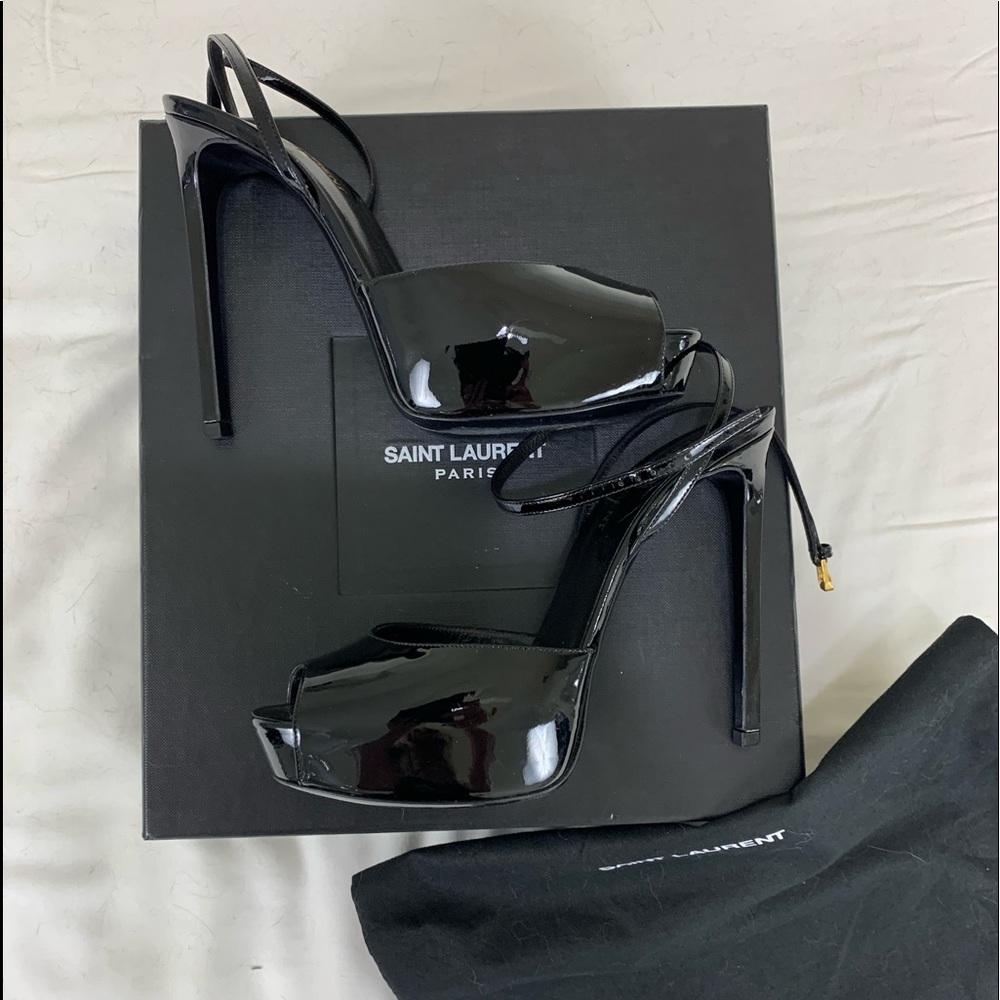 SOLD ON VESTIAIRE COLLECTIVE  Yves Saint Laurent Black Patent leather Platforms